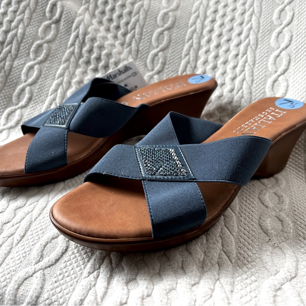 Italian Shoemaker adorable blue dress sandals